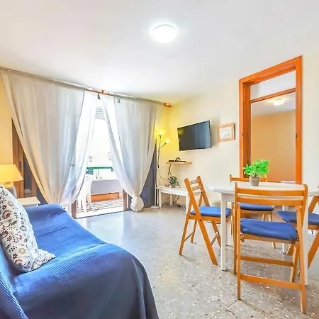 Apartment With Wifi,Pool,Near Beach,Tenerife South Apartment Playa de las Americas (Tenerife)