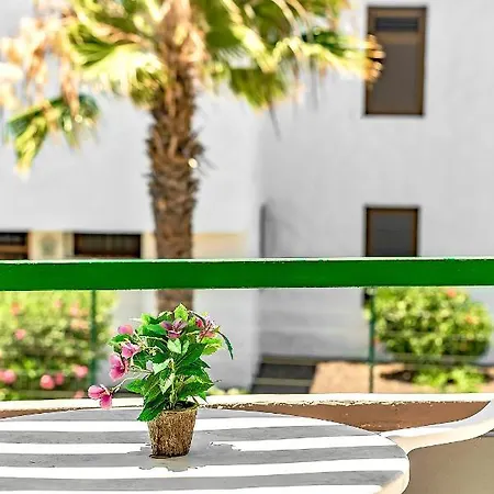 Apartment With Wifi,Pool,Near Beach,Tenerife South Apartamento *